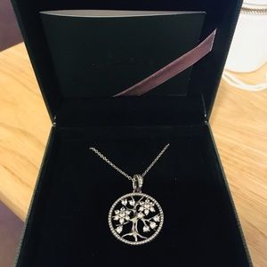 Authentic Pandora Family Tree Necklace